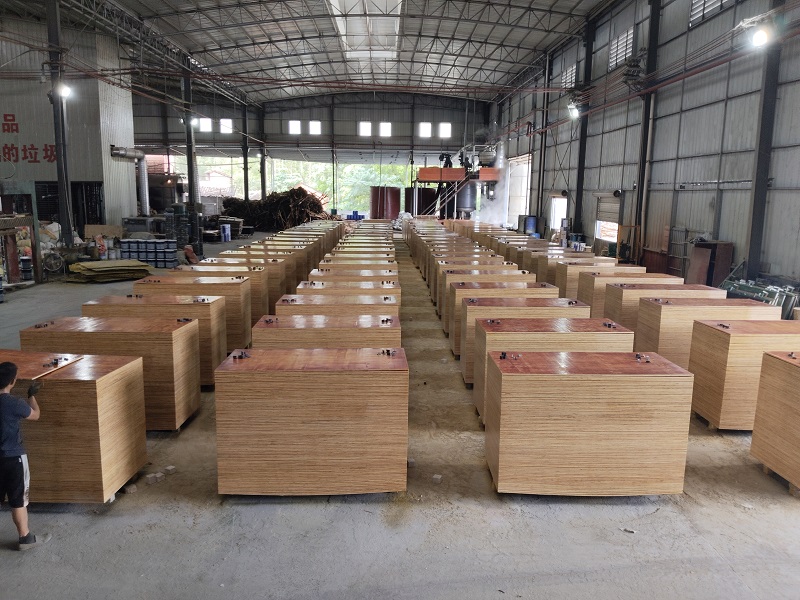 廣西建筑模板產(chǎn)業(yè)鏈整合策略